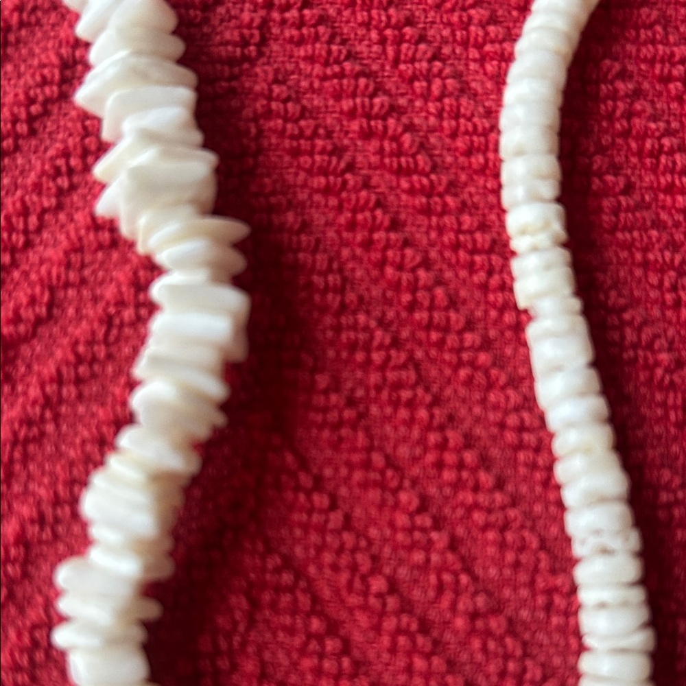 White Shell Necklace Set - Picture 5 of 5
